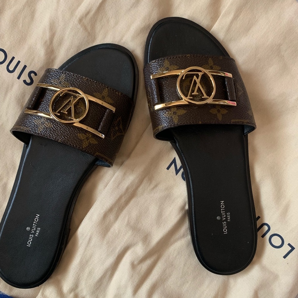 Authentic only worn once !